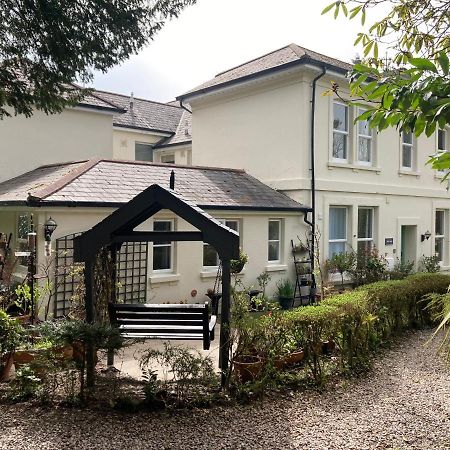 Hollyhocks Holiday Home- 2 Bedroomed Ground Floor Apartment Sleeps 5 Ivybridge Exterior foto