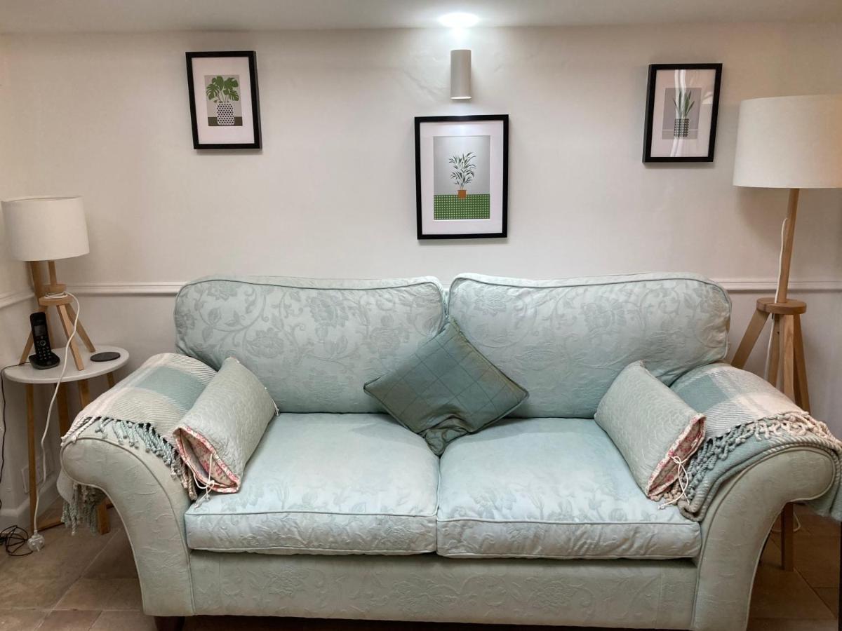 Hollyhocks Holiday Home- 2 Bedroomed Ground Floor Apartment Sleeps 5 Ivybridge Exterior foto