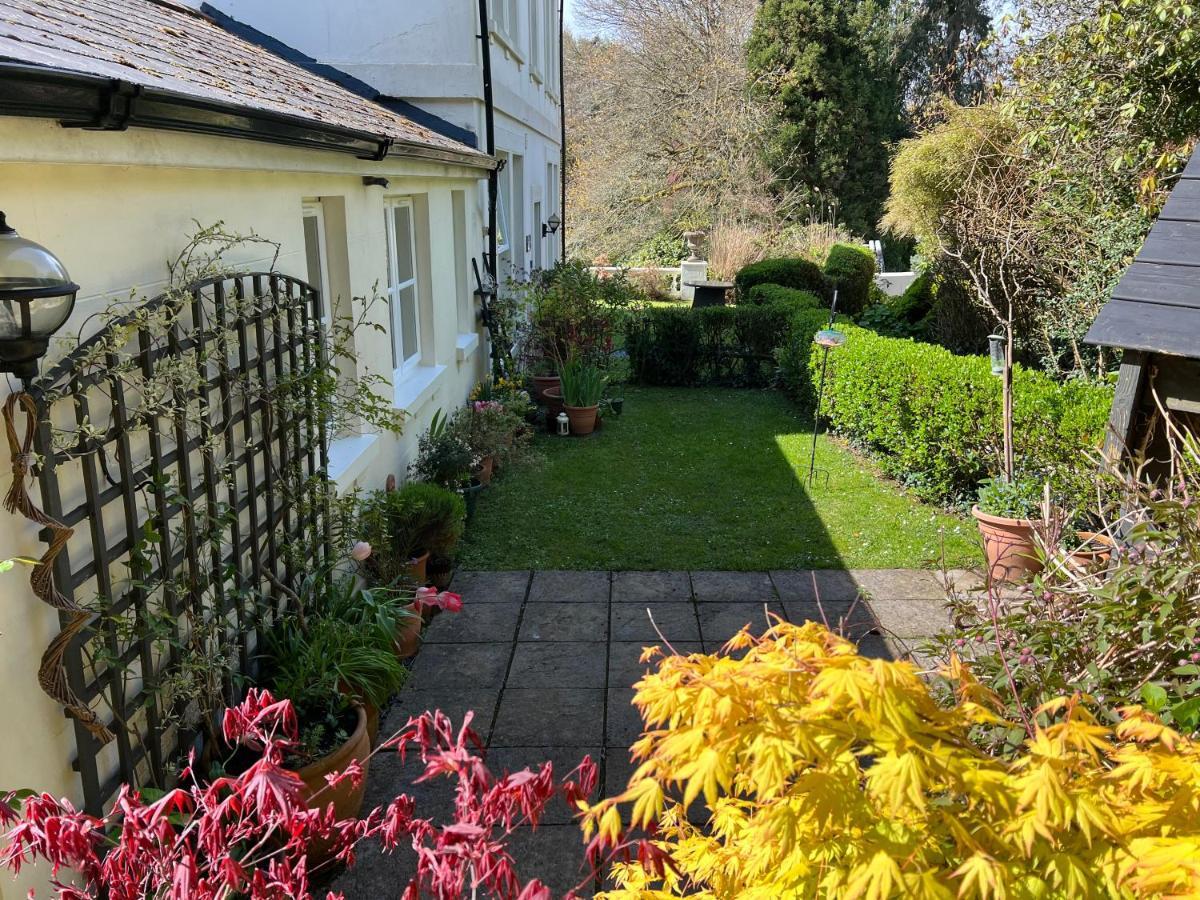 Hollyhocks Holiday Home- 2 Bedroomed Ground Floor Apartment Sleeps 5 Ivybridge Exterior foto